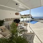Ocean View Heated Pool فيلة *