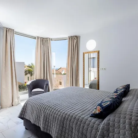 Ocean View Heated Pool Villa