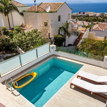 Ocean View Heated Pool Vila