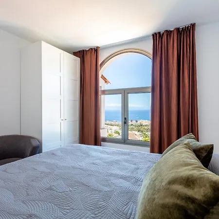 Ocean View Heated Pool Villa