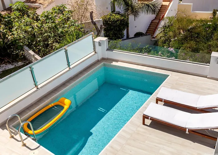 Ocean View Heated Pool Villa